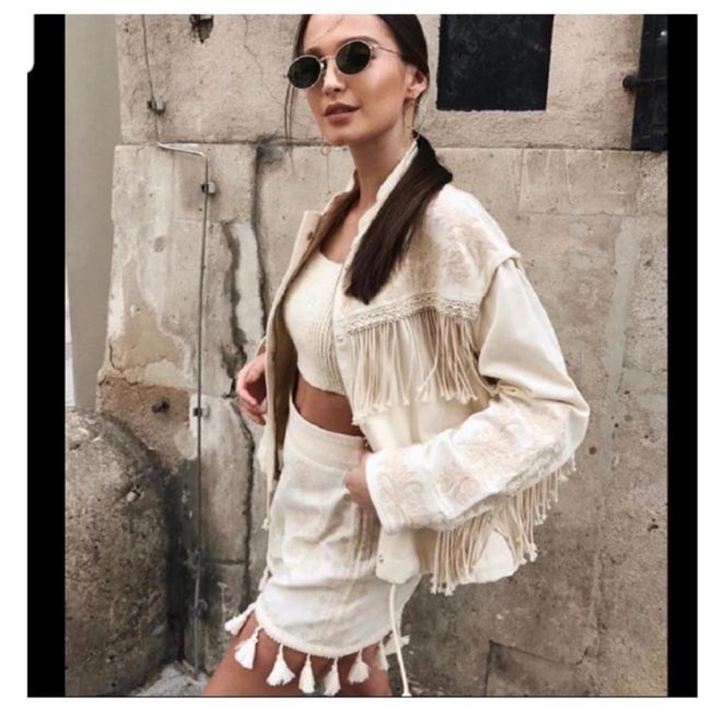Combo Zara embroidery tassel short+ jacket